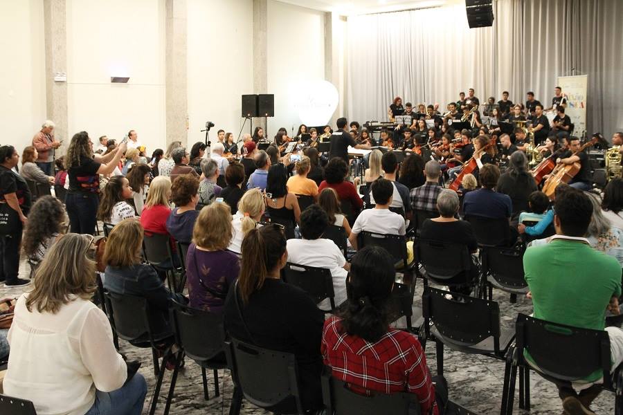 Concerto com a Orquestra de Câmara da Rocinha (RJ) e Orquestra Arte&Vida (Arapongas - PR)